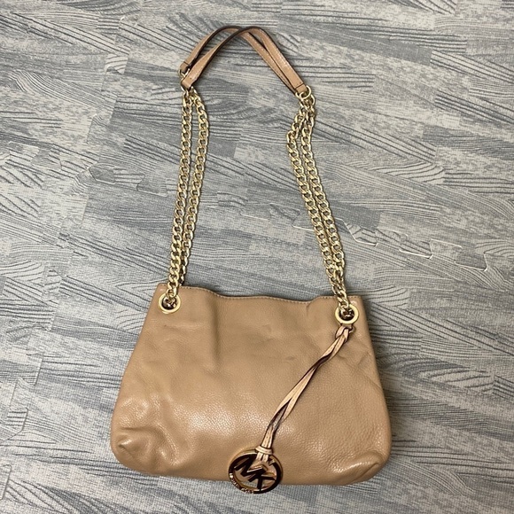 Michael Kors Chain Straps Jet Set Crossbody/Shoulder Bag